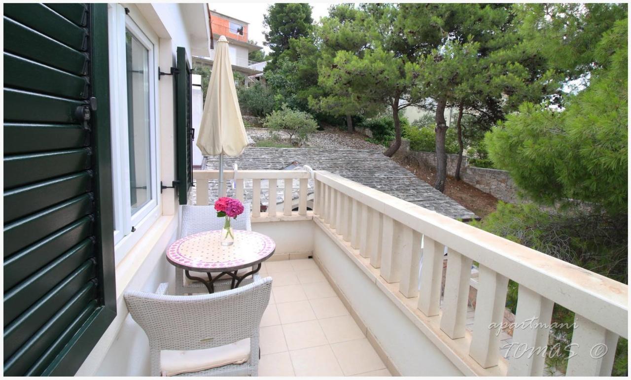 Apartments Tomas Primosten Exterior photo