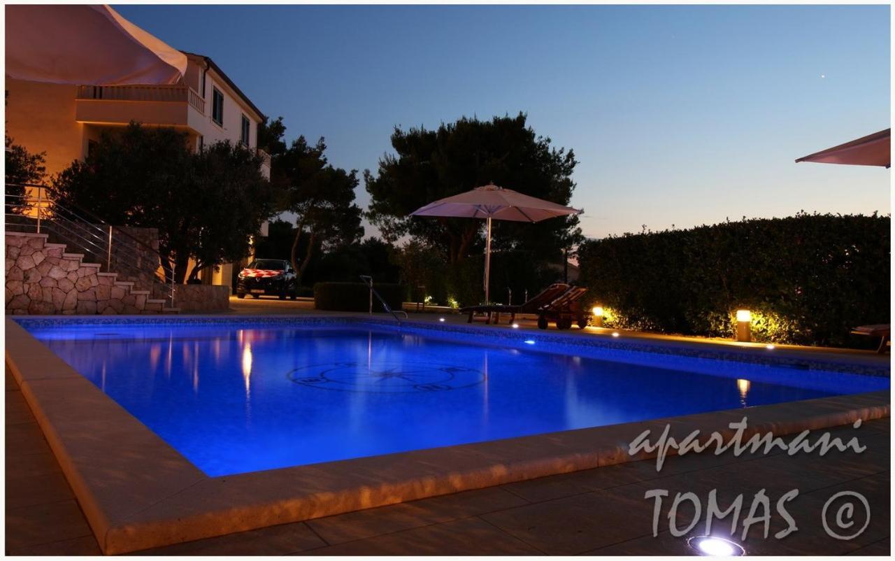Apartments Tomas Primosten Exterior photo