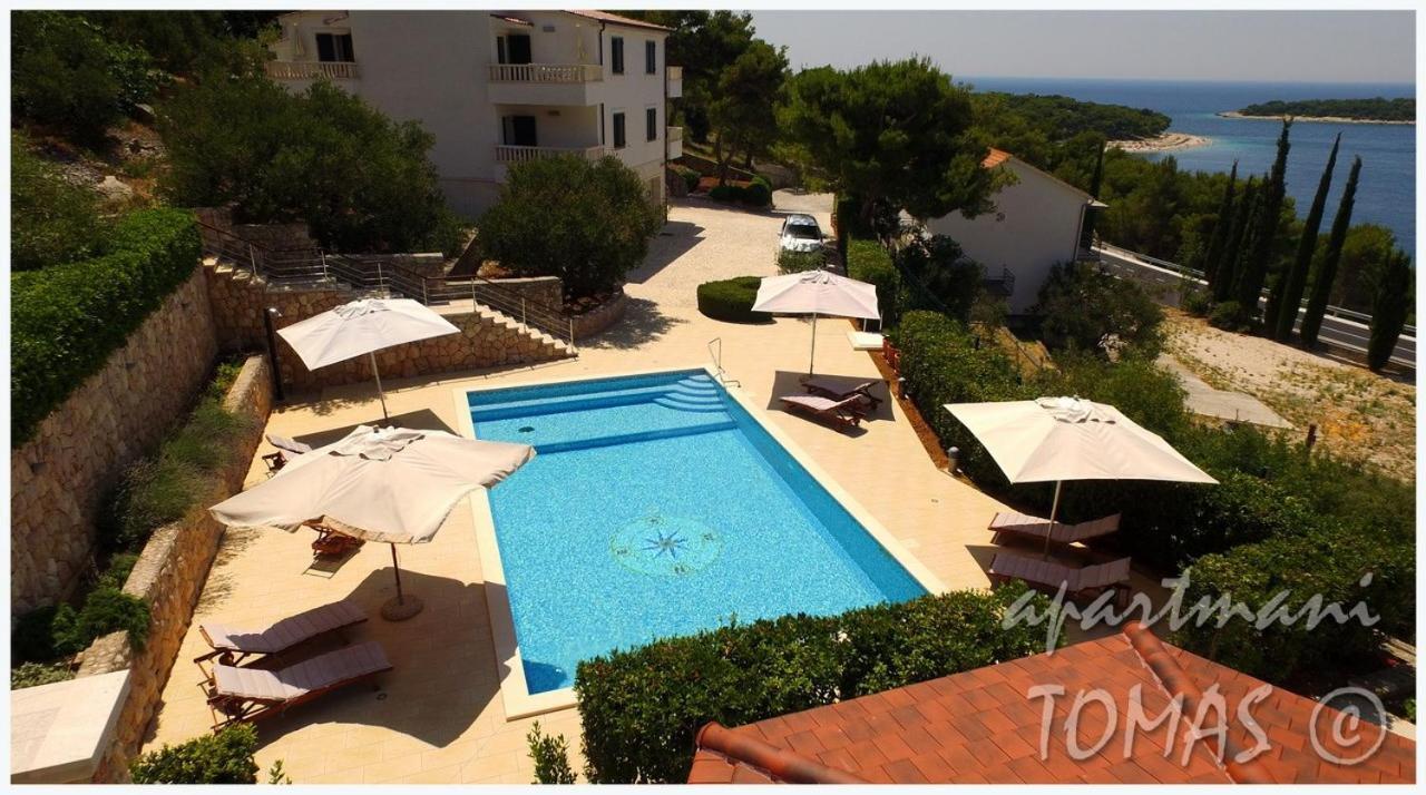 Apartments Tomas Primosten Exterior photo